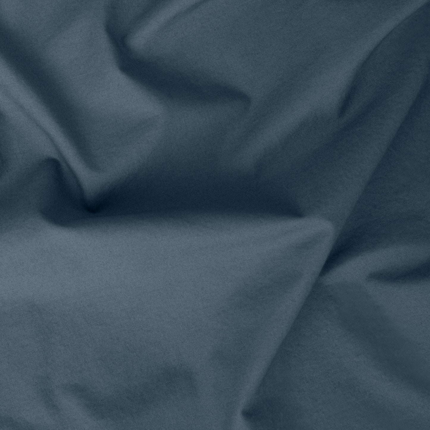 Close-up view of the fabric on the the Tuft and Needle Percale Duvet Cover Set ||color:slate