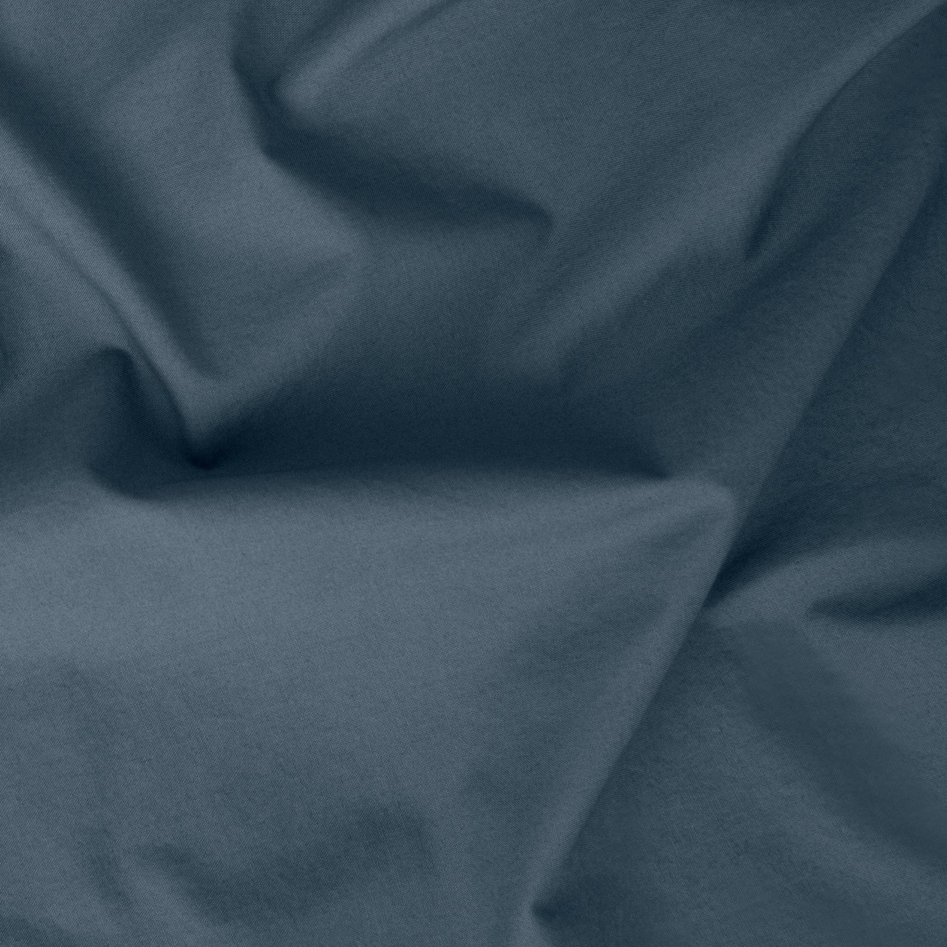 Close-up view of the fabric on the the Tuft and Needle Percale Duvet Cover Set ||color:slate